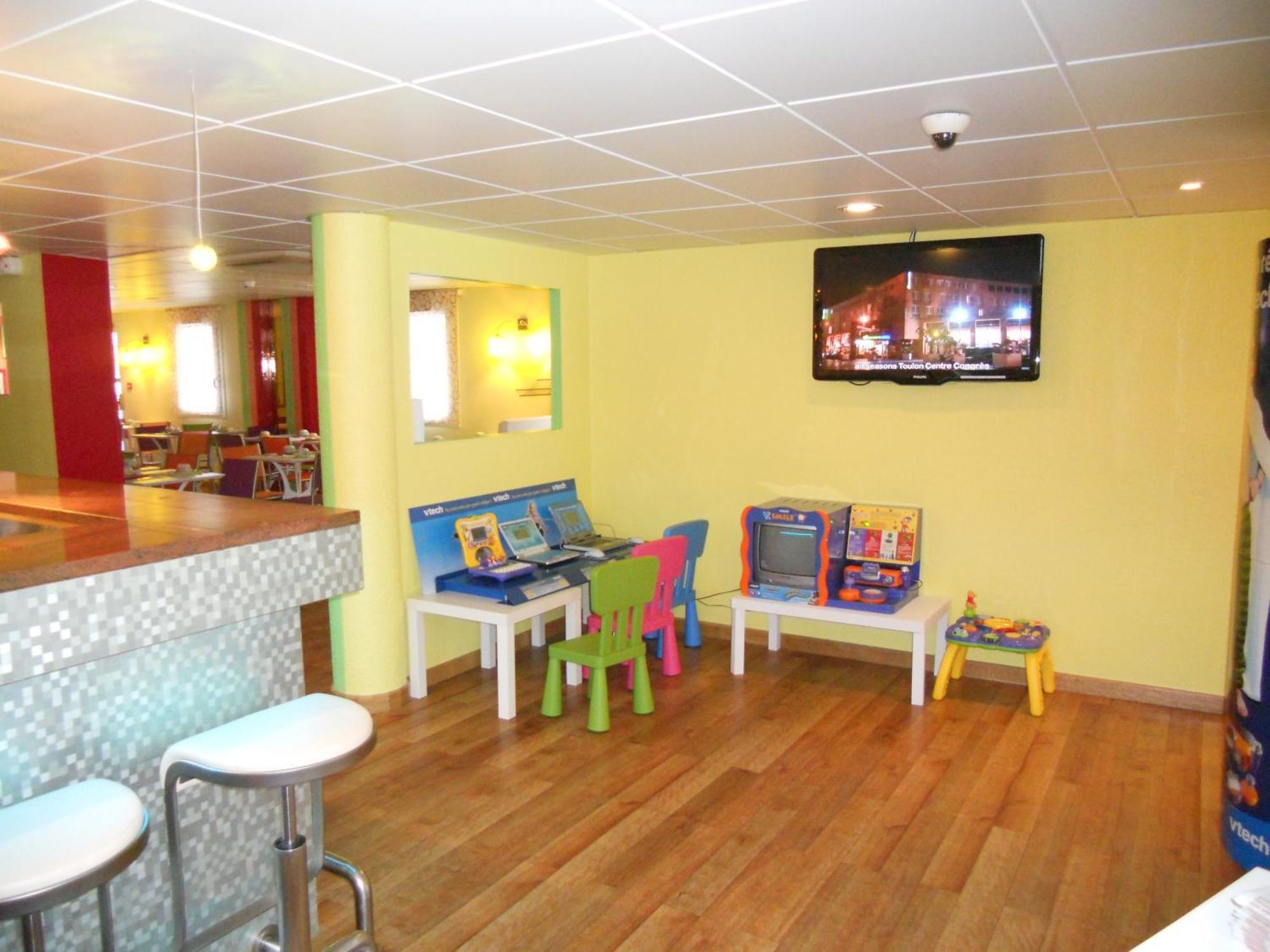 Ibis Styles Bourg En Bresse Ξενοδοχείο Εξωτερικό φωτογραφία